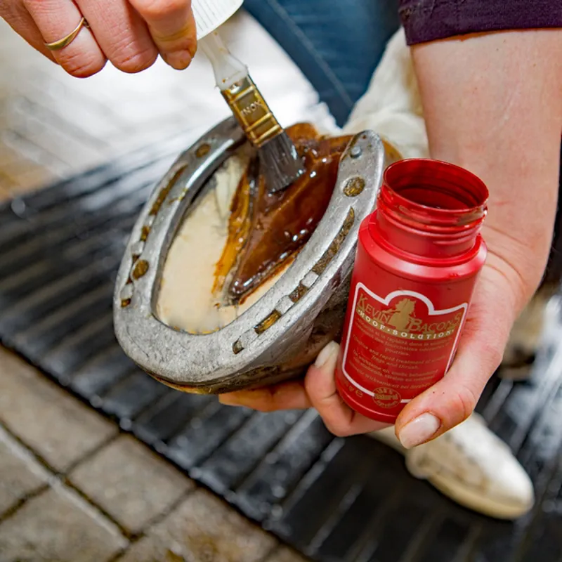 Kevin Bacon Hoof Solution 105ml-2