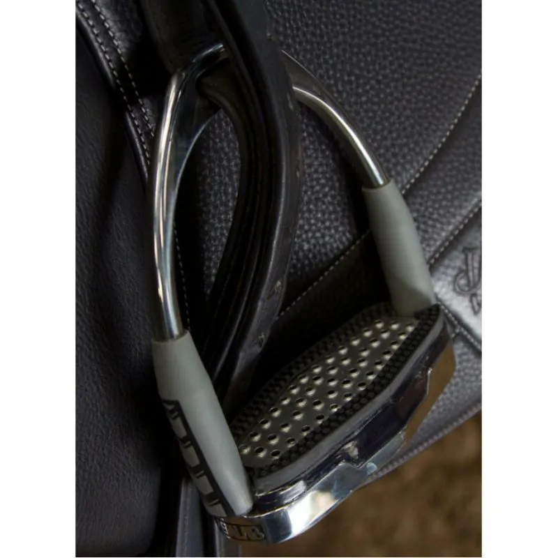 John Whitaker Air Irons Stirrups