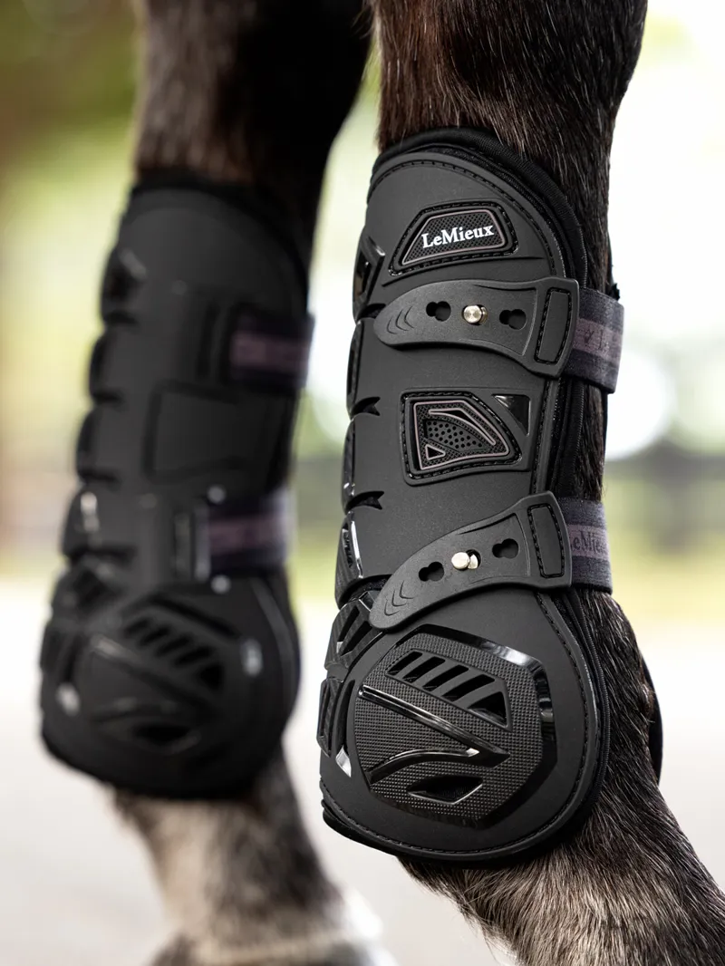 LeMieux Motion Cool Tendon Boots M - Black-5