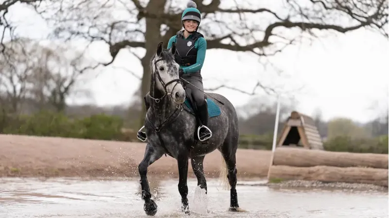 LeMieux Suede Close Contact Square Saddle Pad - Peacock