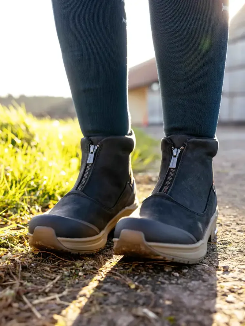 LeMieux Trex Waterproof Zip Boots - Black-1