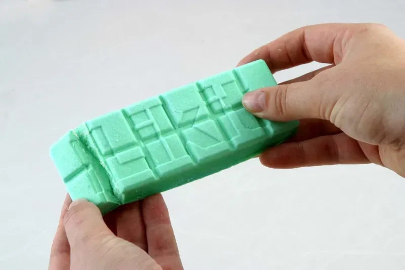 Likit Treat Bar Mint Treat in Green