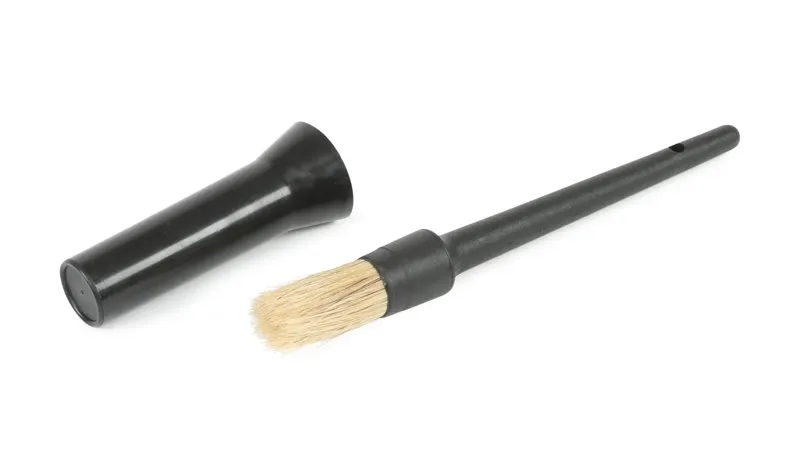 Shires EZI-GROOM Hoof Oil Brush - Black